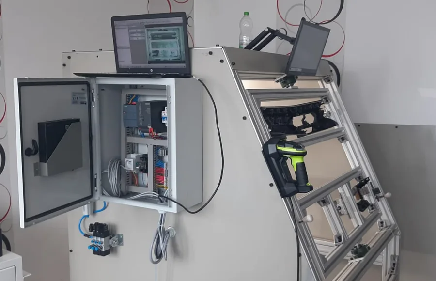 Traceability control station for welding-point conformity